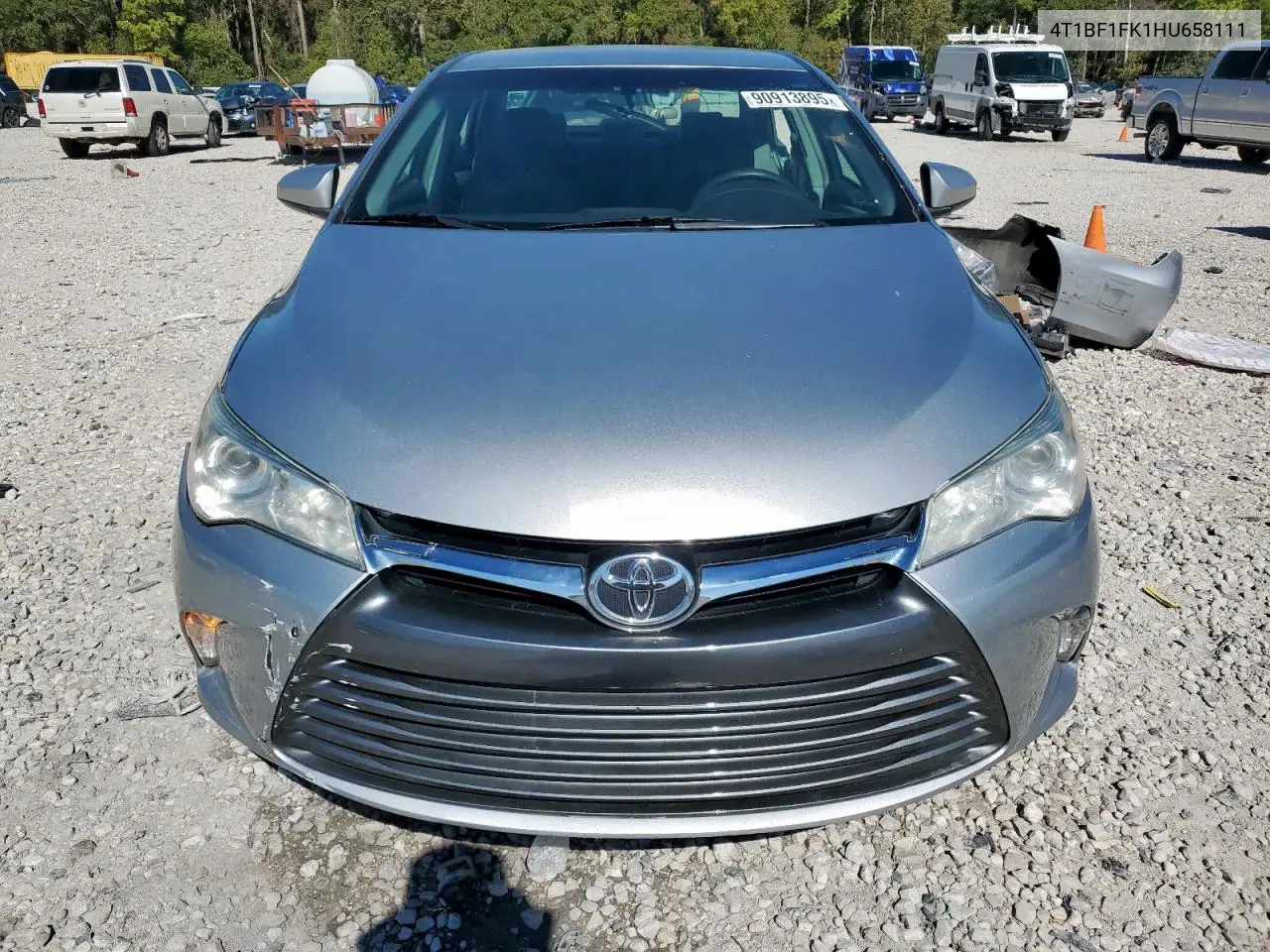 4T1BF1FK1HU658111 2017 Toyota Camry Le