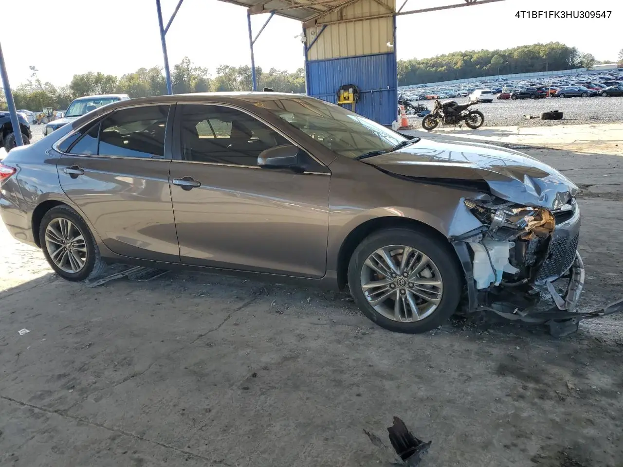 4T1BF1FK3HU309547 2017 Toyota Camry Le