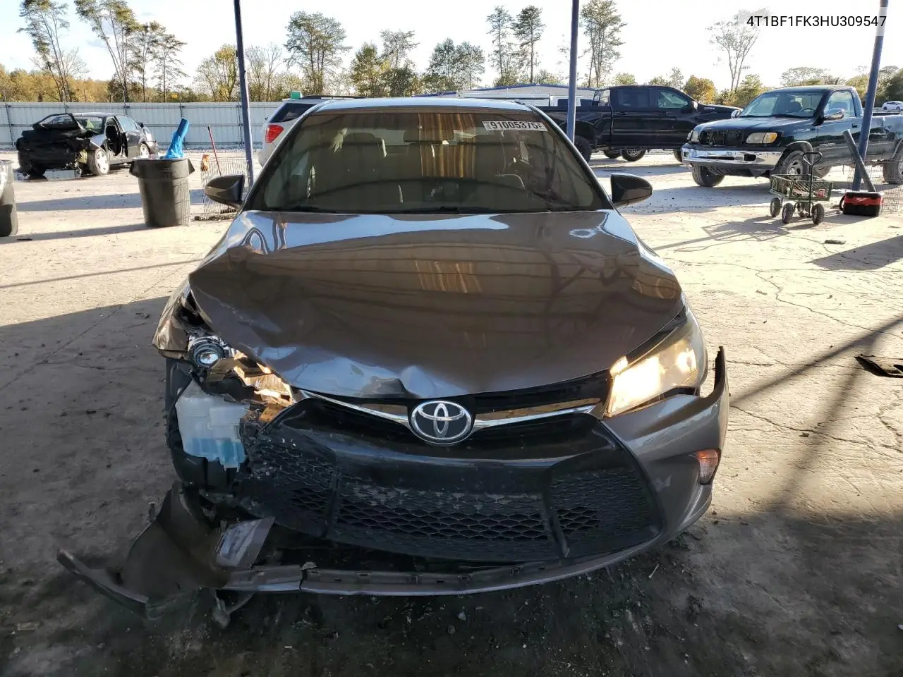 4T1BF1FK3HU309547 2017 Toyota Camry Le