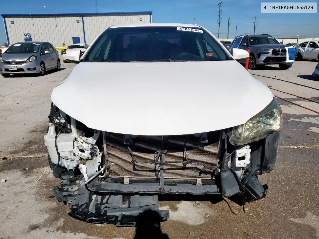 4T1BF1FK5HU655129 2017 Toyota Camry Le