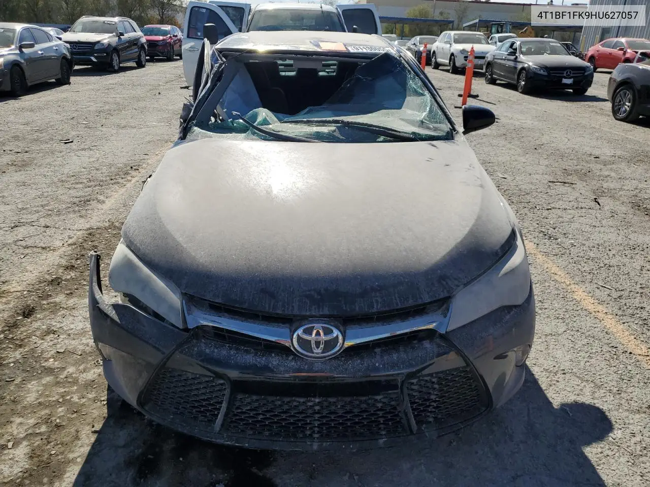 4T1BF1FK9HU627057 2017 Toyota Camry Le