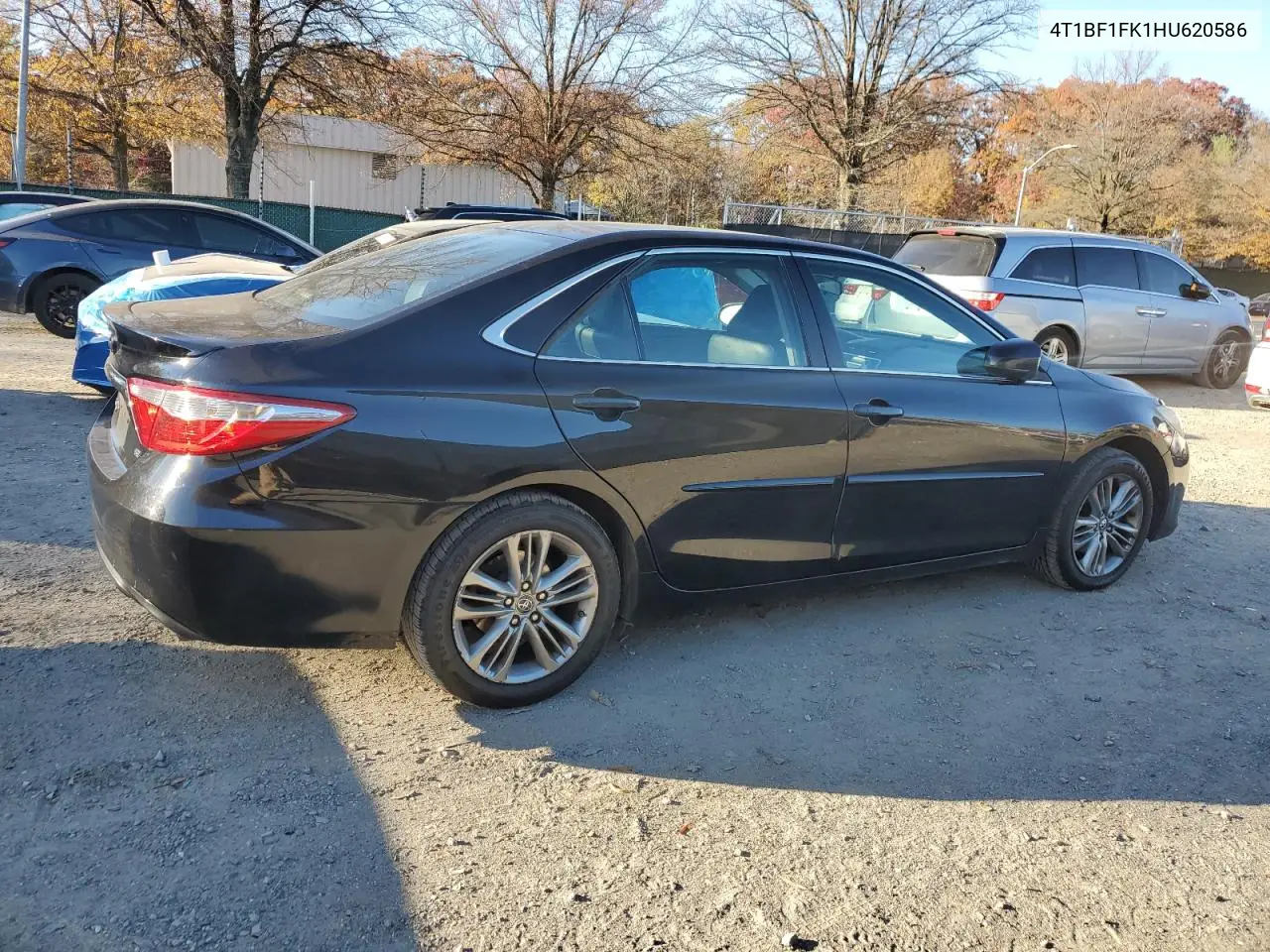 4T1BF1FK1HU620586 2017 Toyota Camry Le