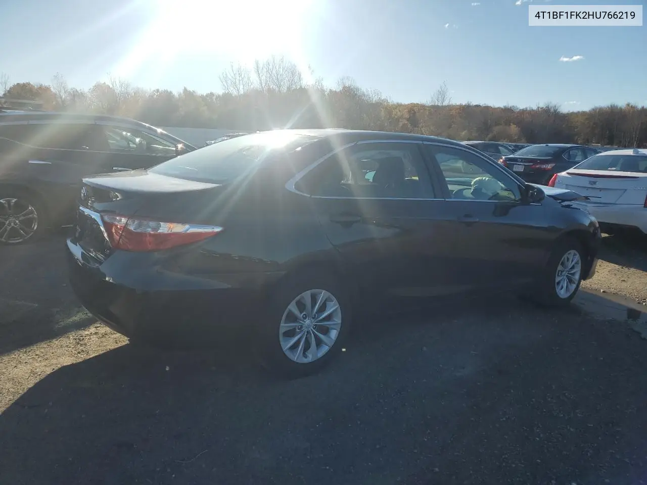 4T1BF1FK2HU766219 2017 Toyota Camry Le