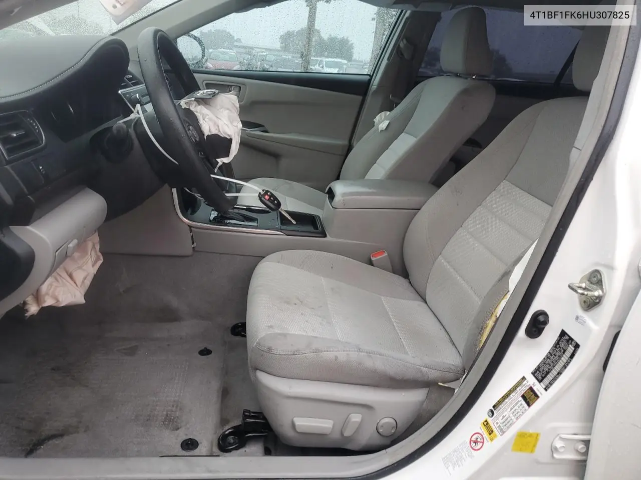 4T1BF1FK6HU307825 2017 Toyota Camry Le