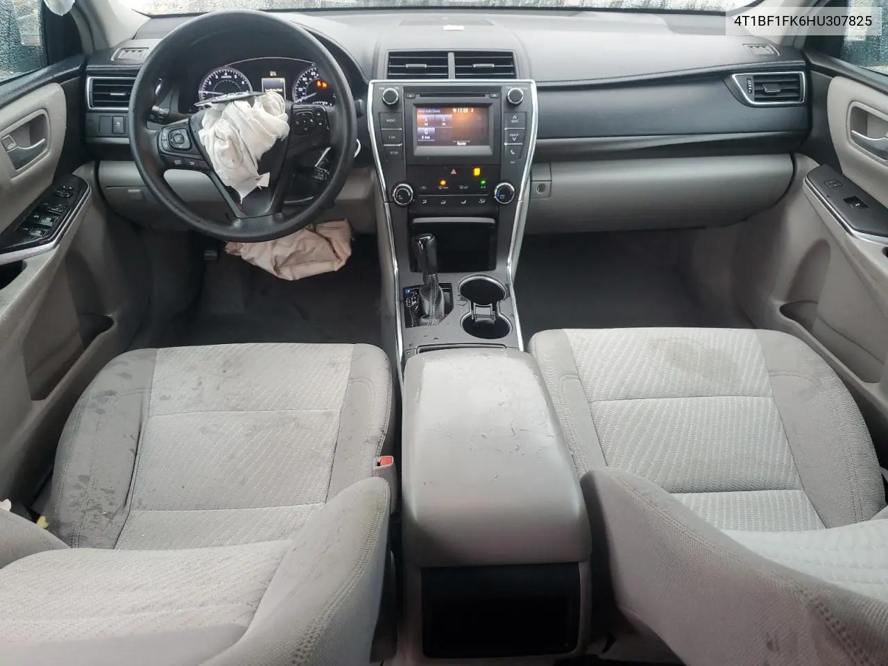 4T1BF1FK6HU307825 2017 Toyota Camry Le
