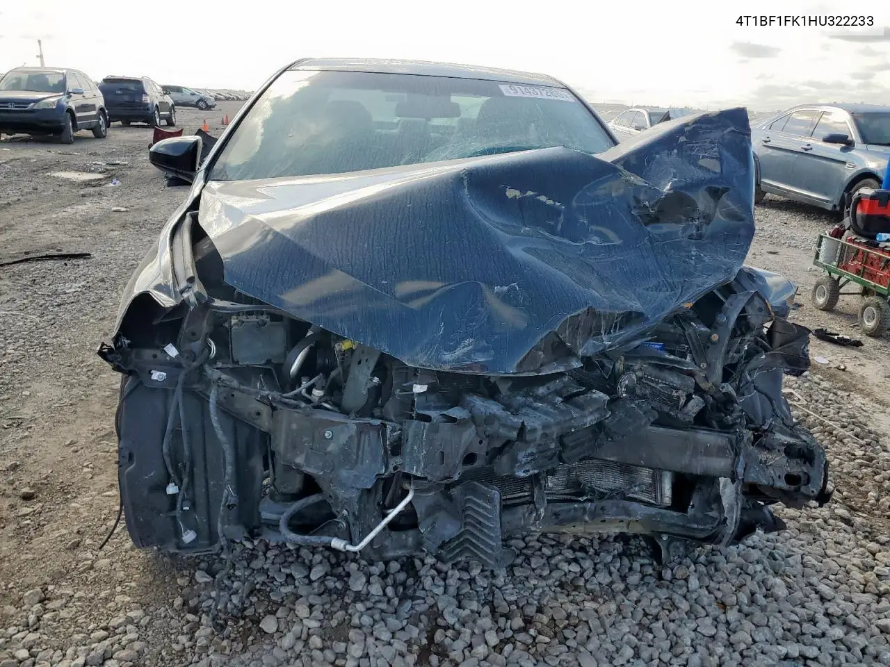 4T1BF1FK1HU322233 2017 Toyota Camry Le