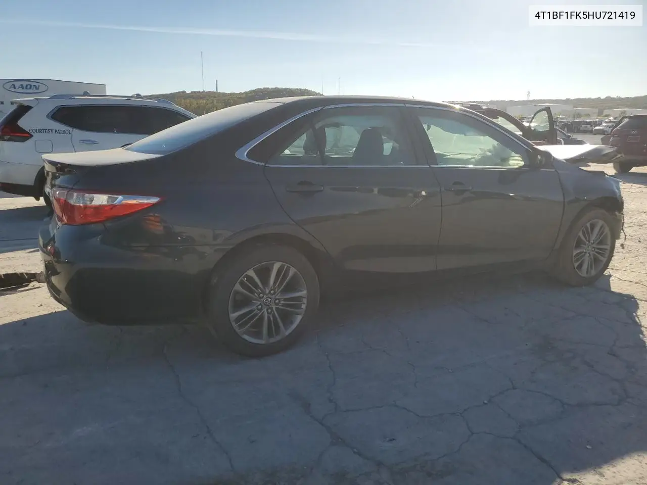 4T1BF1FK5HU721419 2017 Toyota Camry Le