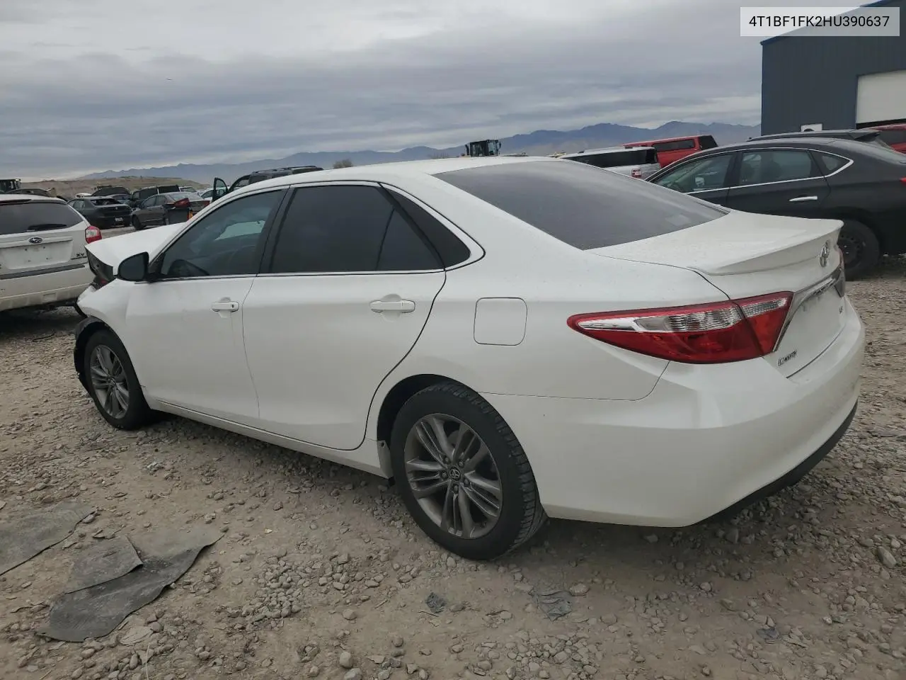 4T1BF1FK2HU390637 2017 Toyota Camry Le
