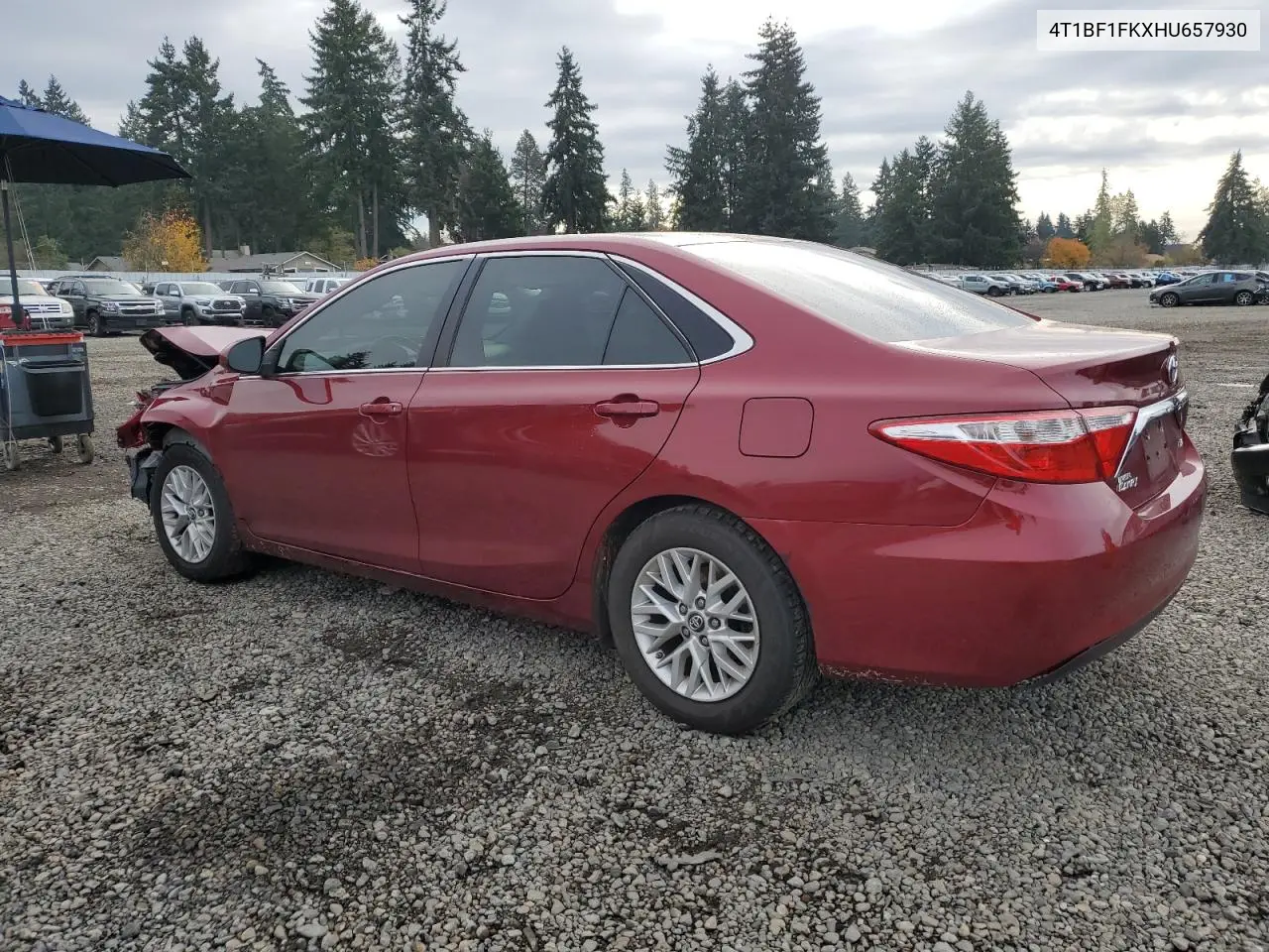 4T1BF1FKXHU657930 2017 Toyota Camry Le