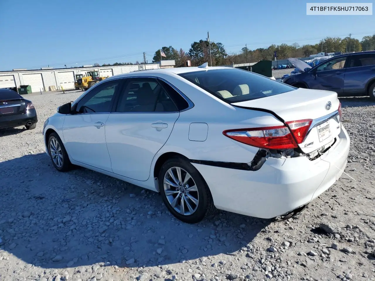 4T1BF1FK5HU717063 2017 Toyota Camry Le