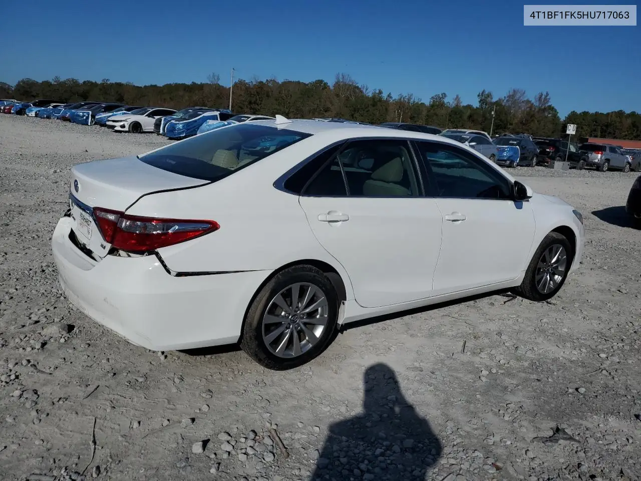 4T1BF1FK5HU717063 2017 Toyota Camry Le