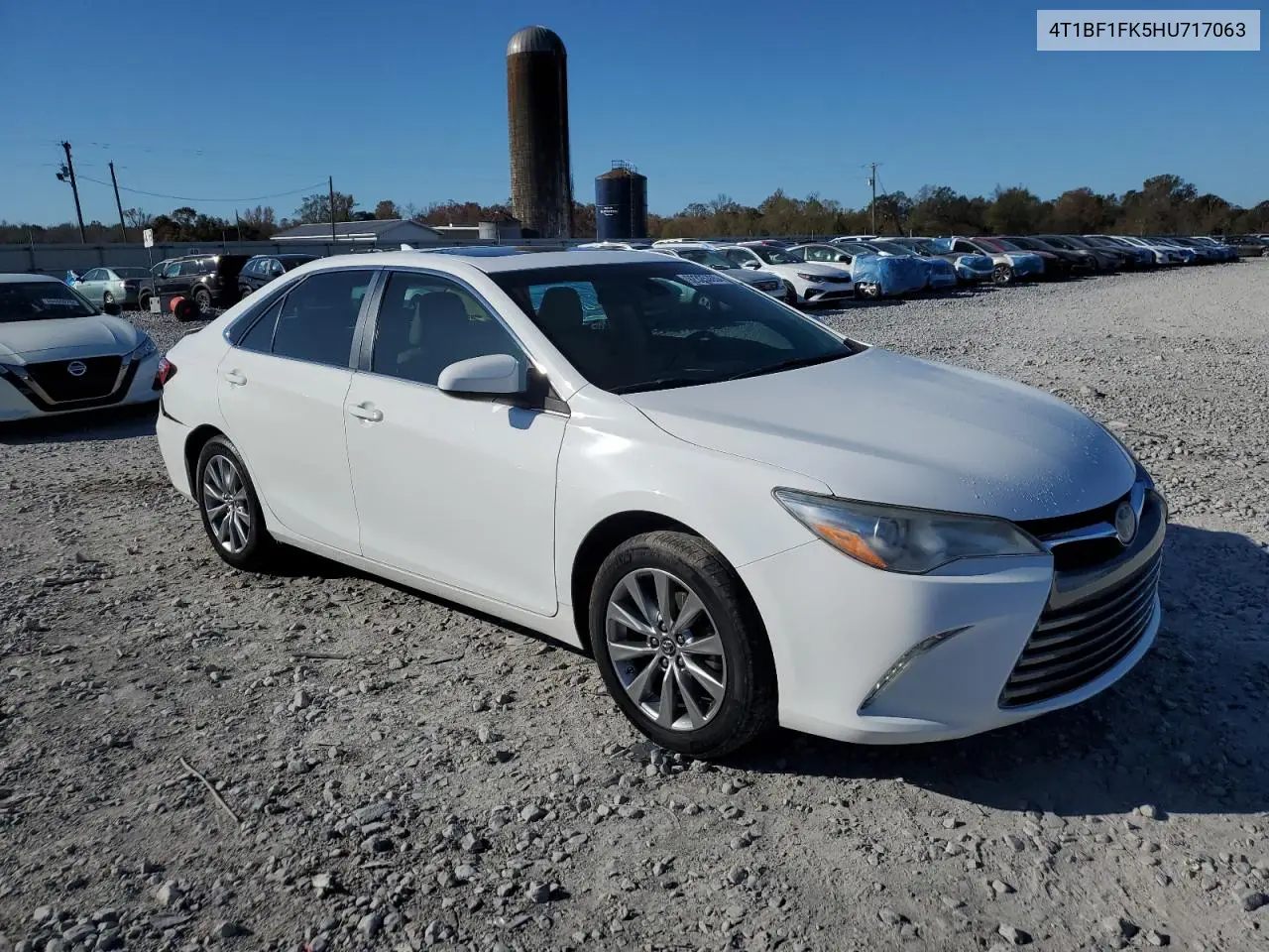 4T1BF1FK5HU717063 2017 Toyota Camry Le