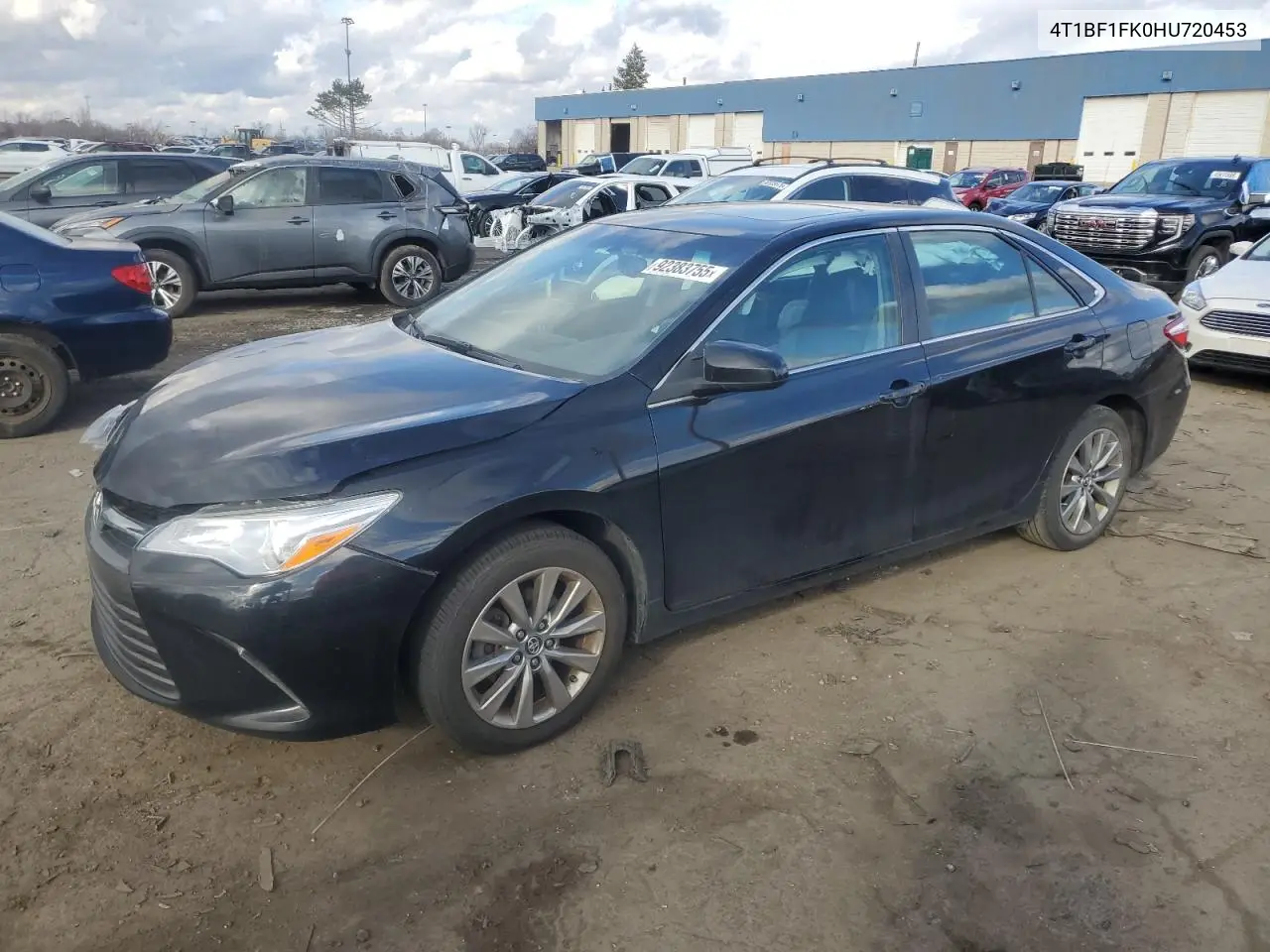 4T1BF1FK0HU720453 2017 Toyota Camry Le