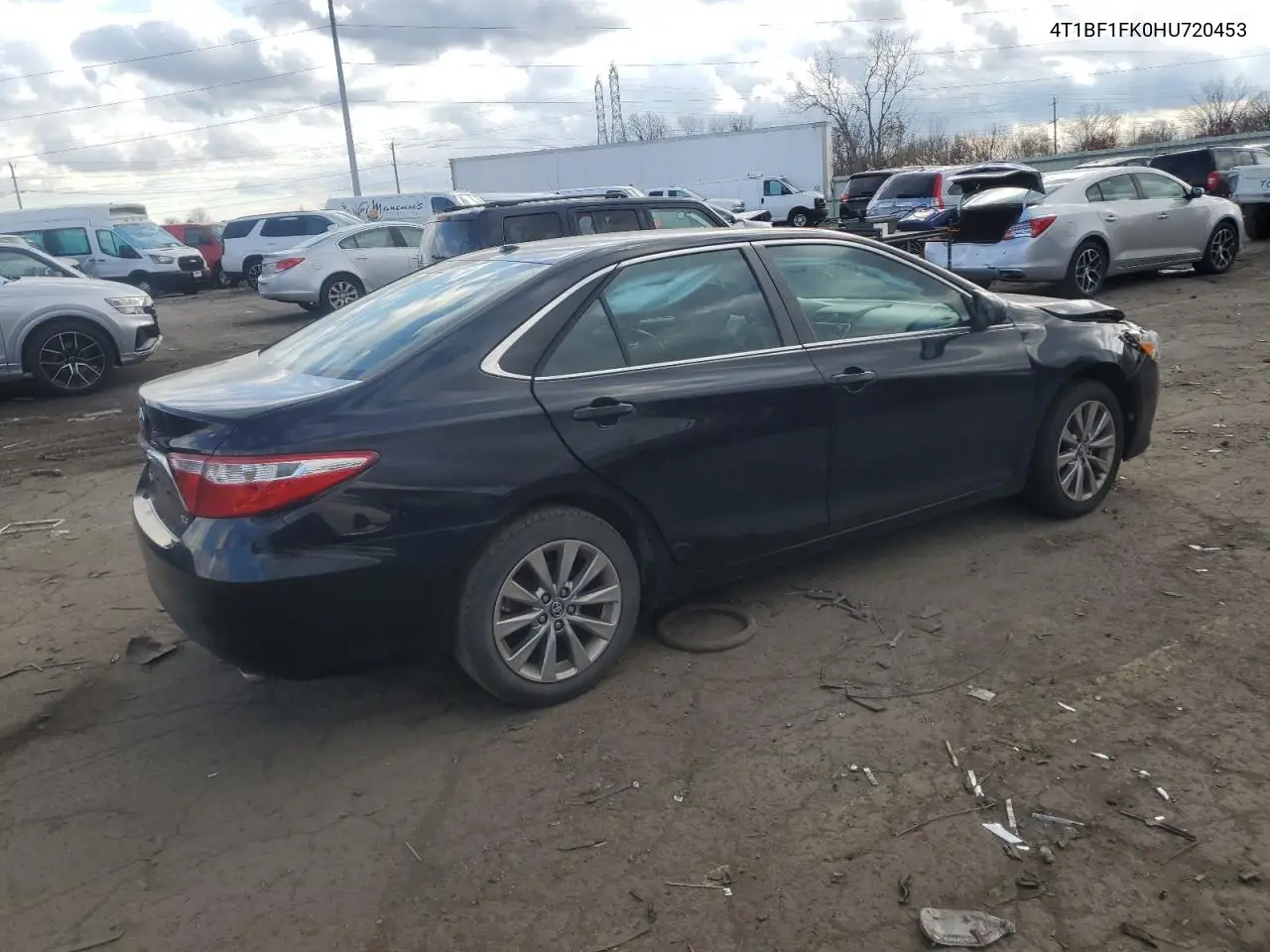 4T1BF1FK0HU720453 2017 Toyota Camry Le