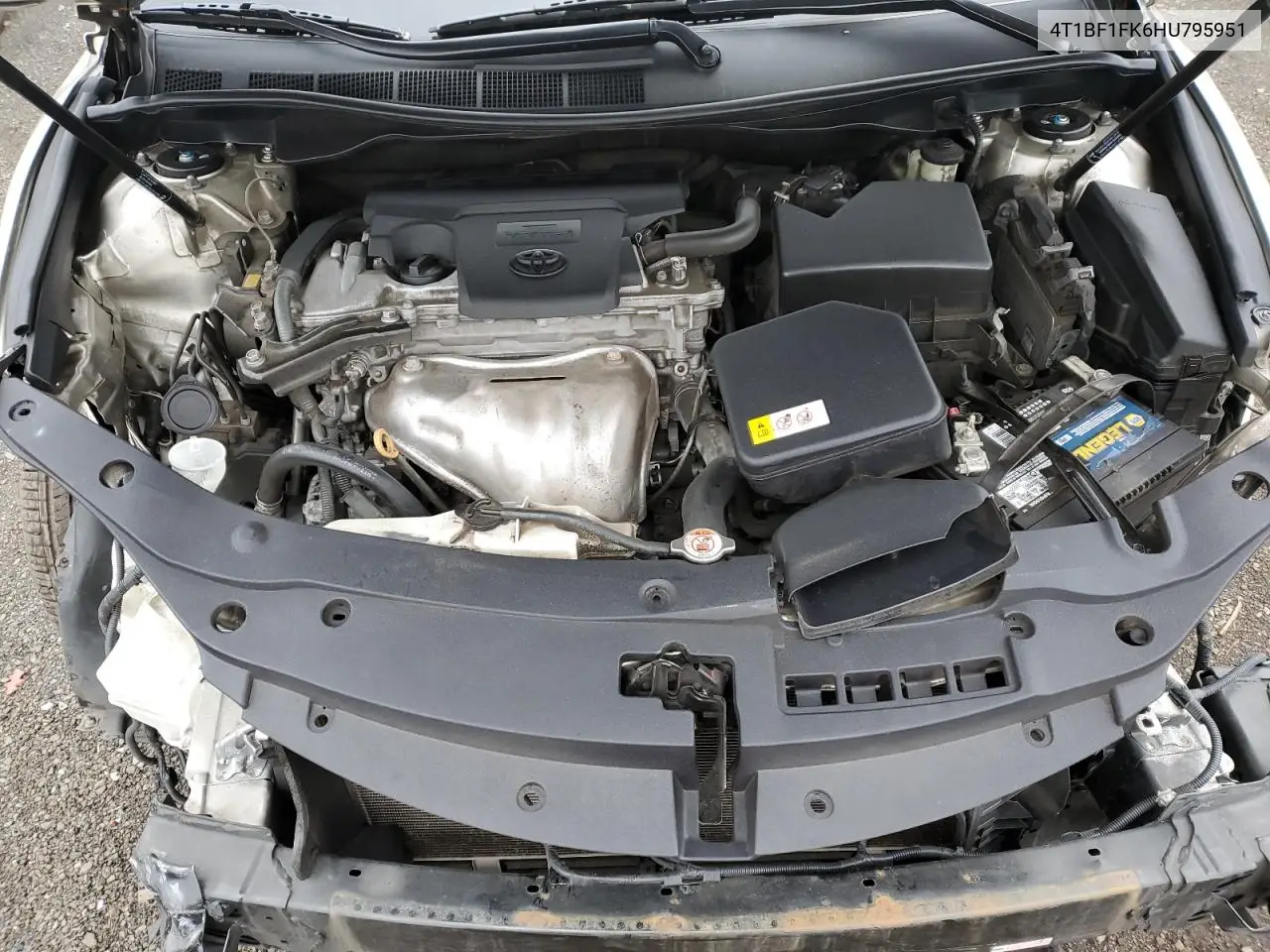 4T1BF1FK6HU795951 2017 Toyota Camry Le