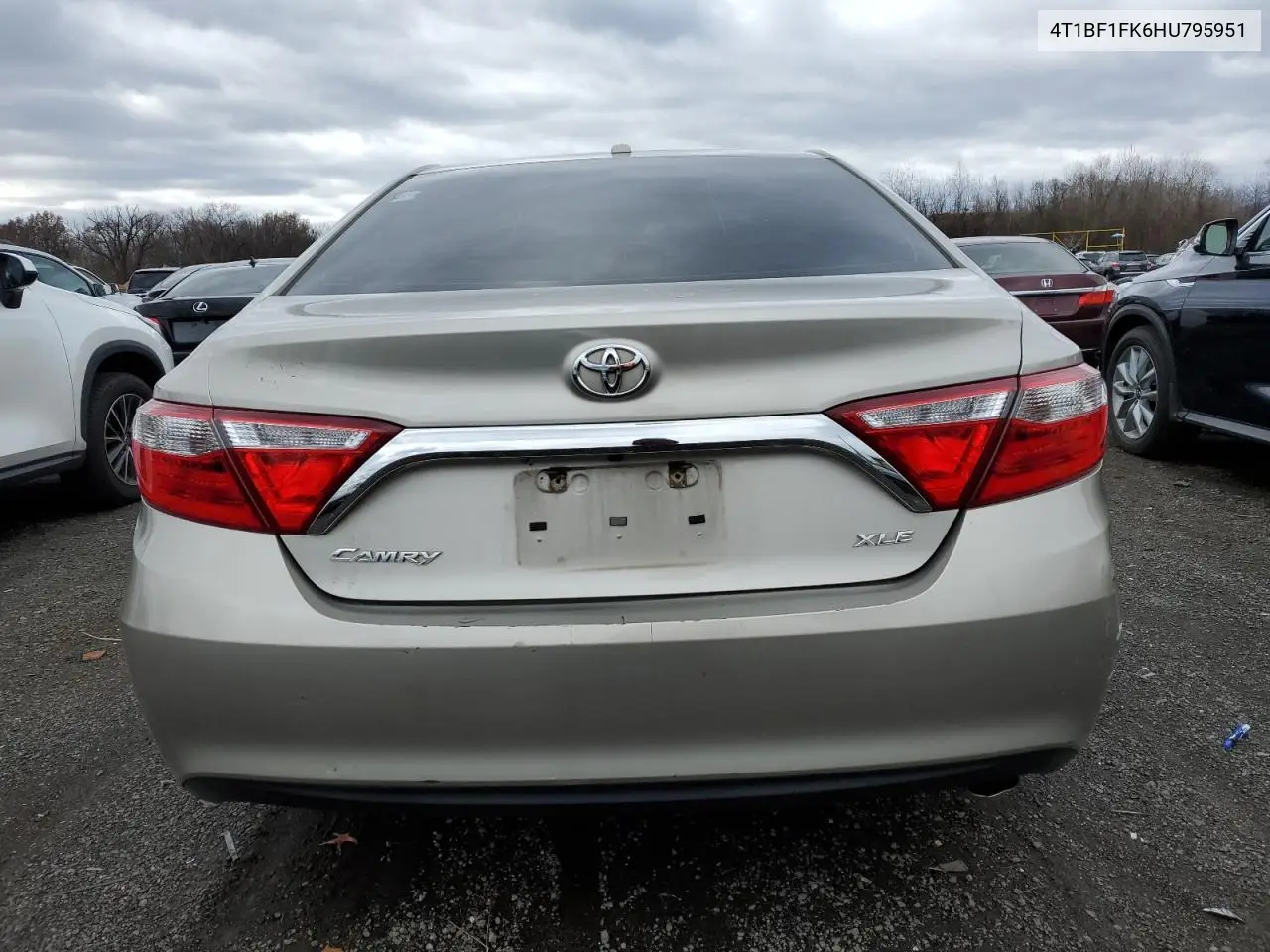 4T1BF1FK6HU795951 2017 Toyota Camry Le