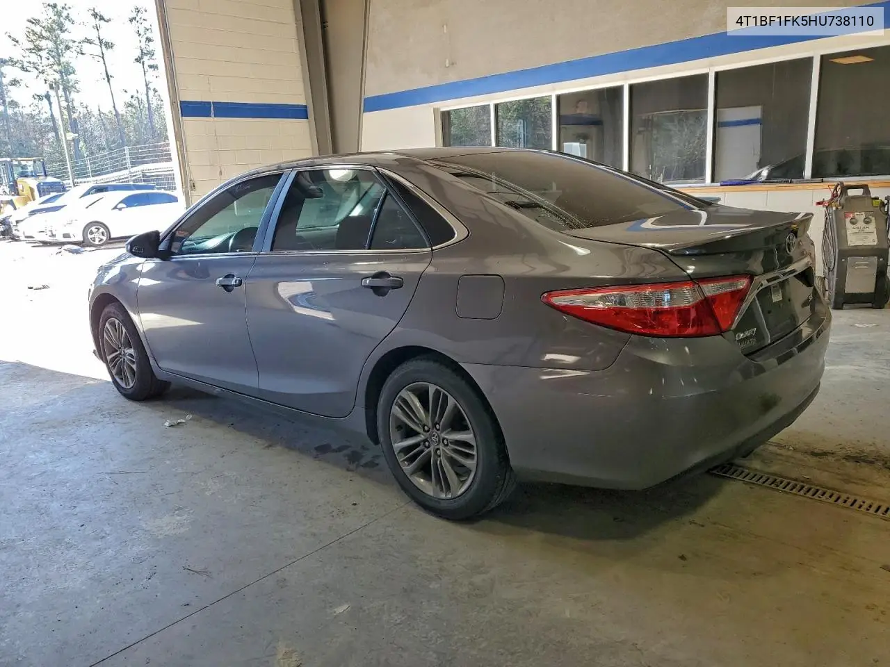 4T1BF1FK5HU738110 2017 Toyota Camry Le