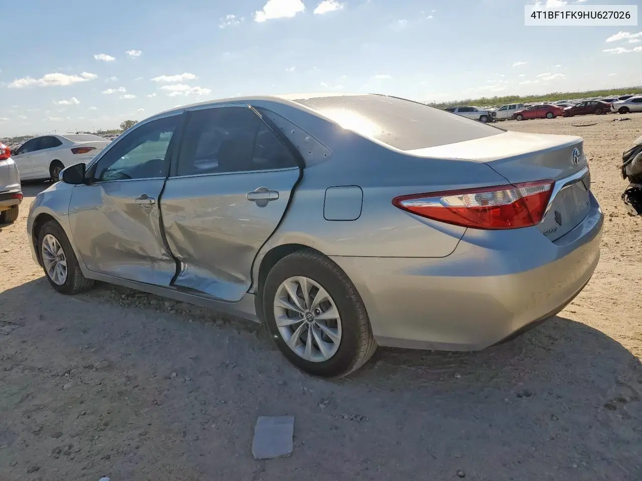 4T1BF1FK9HU627026 2017 Toyota Camry Le