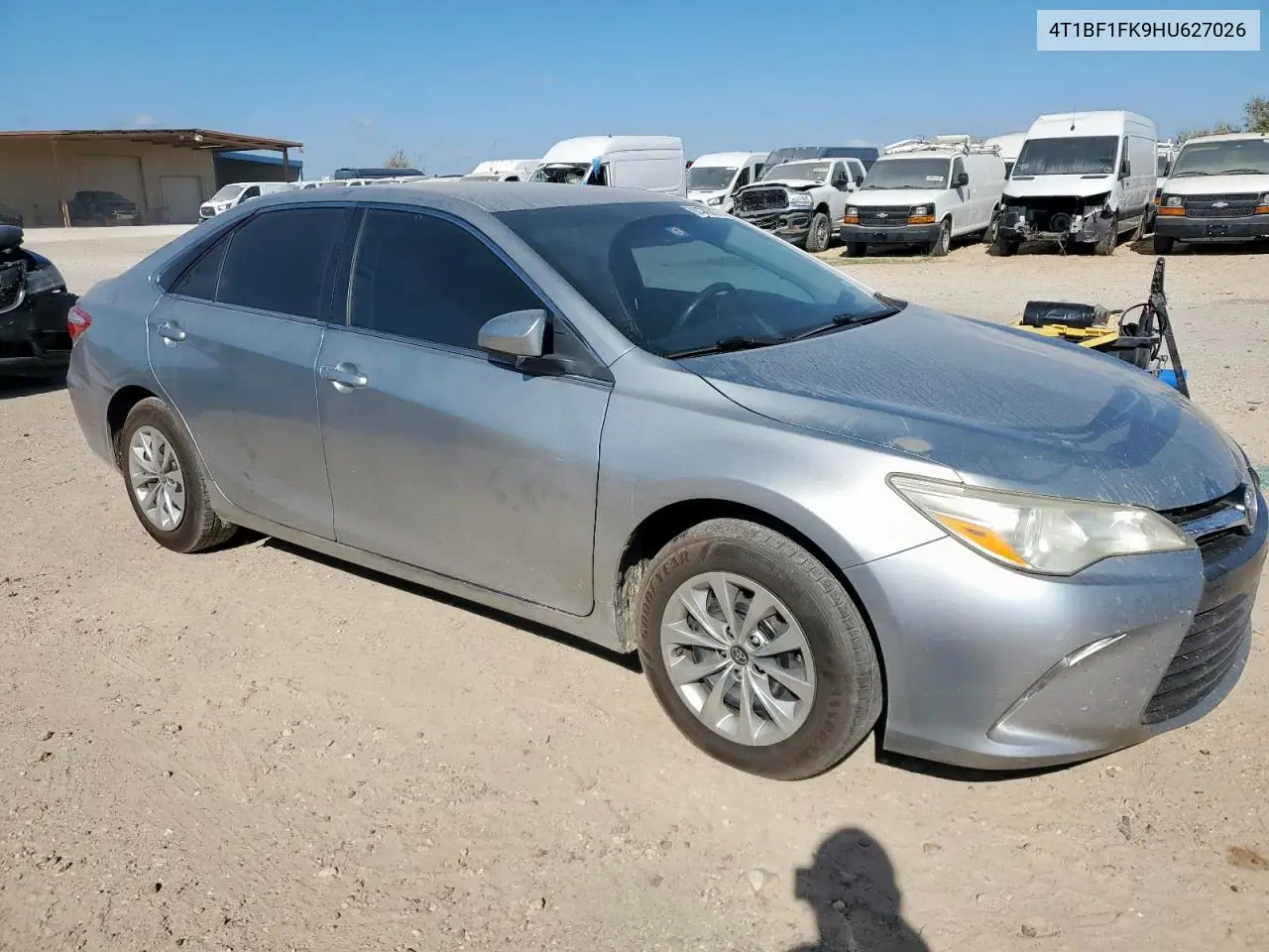 4T1BF1FK9HU627026 2017 Toyota Camry Le