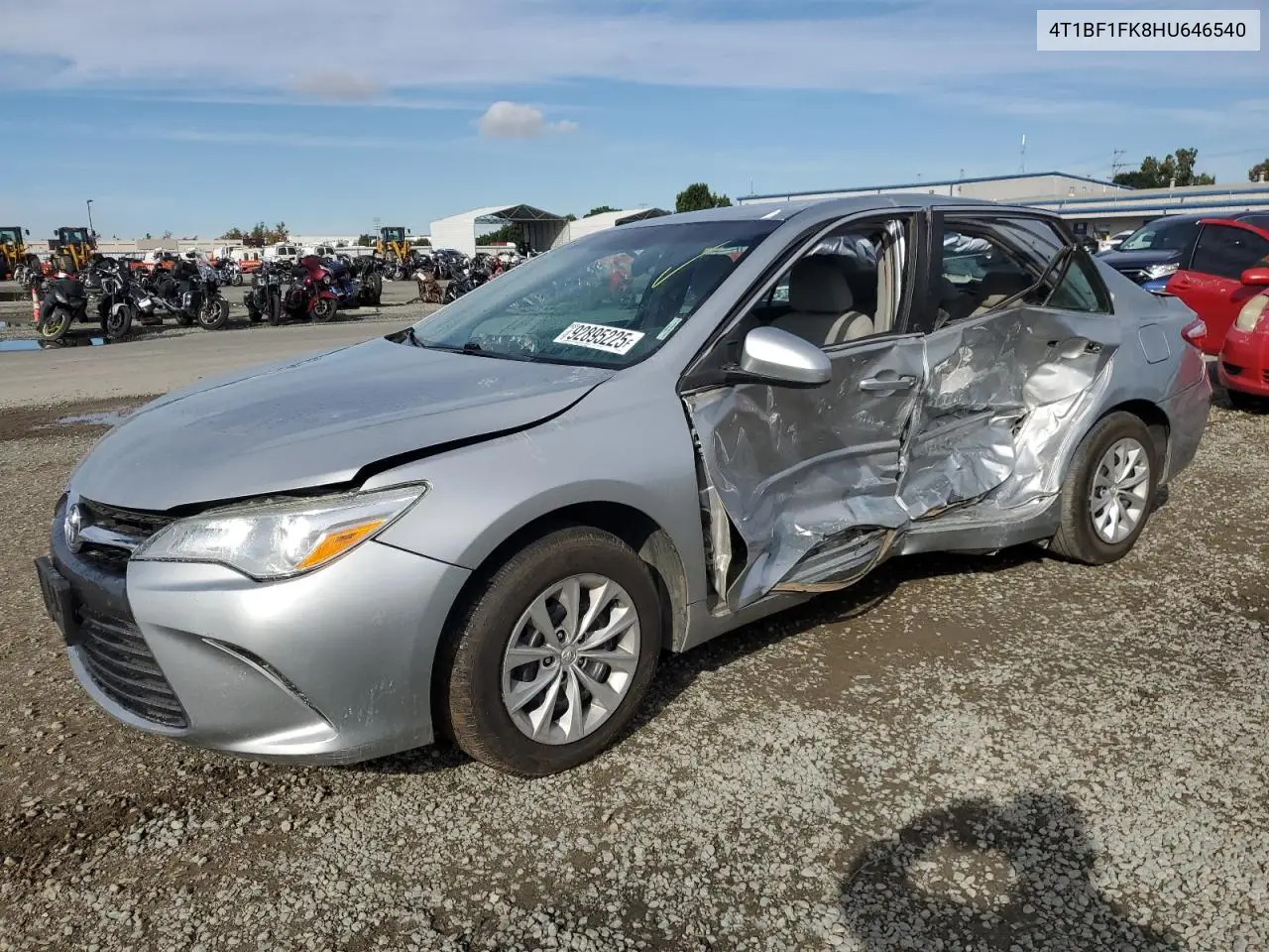 4T1BF1FK8HU646540 2017 Toyota Camry Le