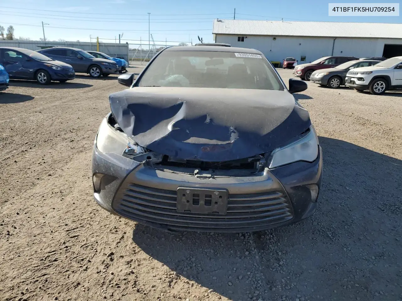 4T1BF1FK5HU709254 2017 Toyota Camry Le