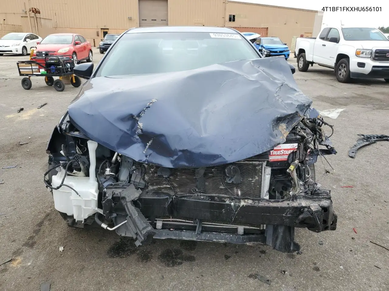 4T1BF1FKXHU656101 2017 Toyota Camry Le
