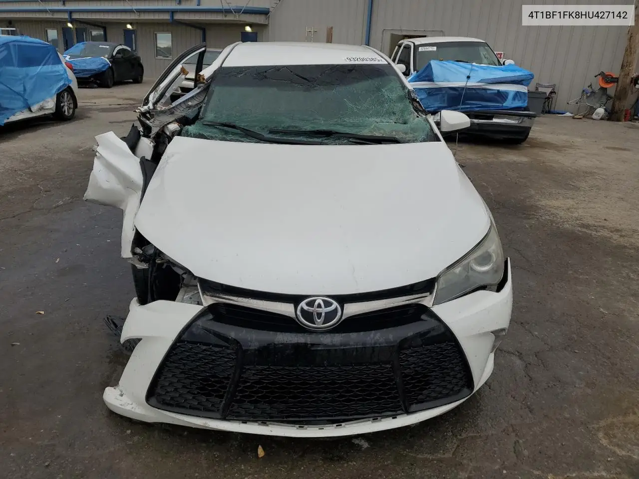 4T1BF1FK8HU427142 2017 Toyota Camry Le