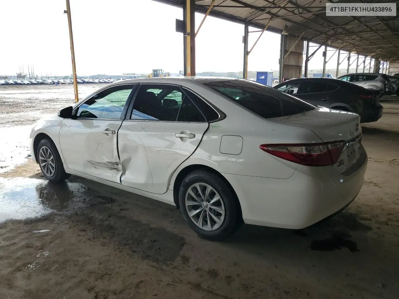 4T1BF1FK1HU433896 2017 Toyota Camry Le