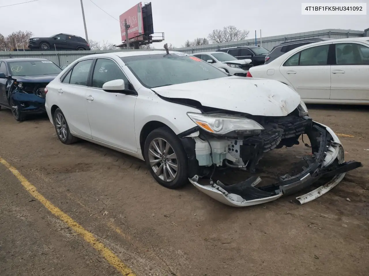 4T1BF1FK5HU341092 2017 Toyota Camry Le