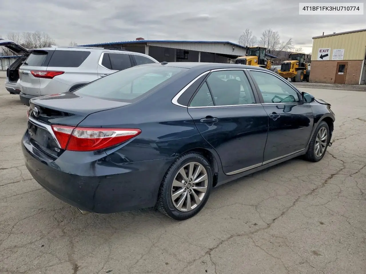 4T1BF1FK3HU710774 2017 Toyota Camry Le