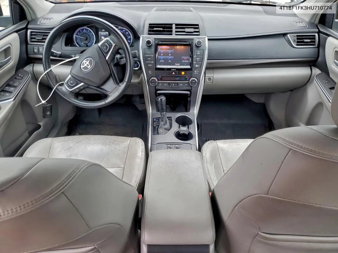 4T1BF1FK3HU710774 2017 Toyota Camry Le