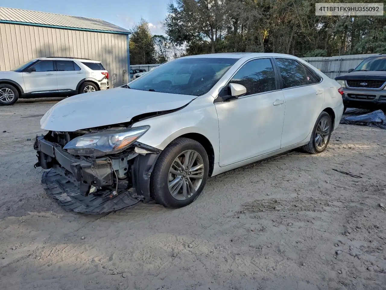 4T1BF1FK9HU355092 2017 Toyota Camry Le