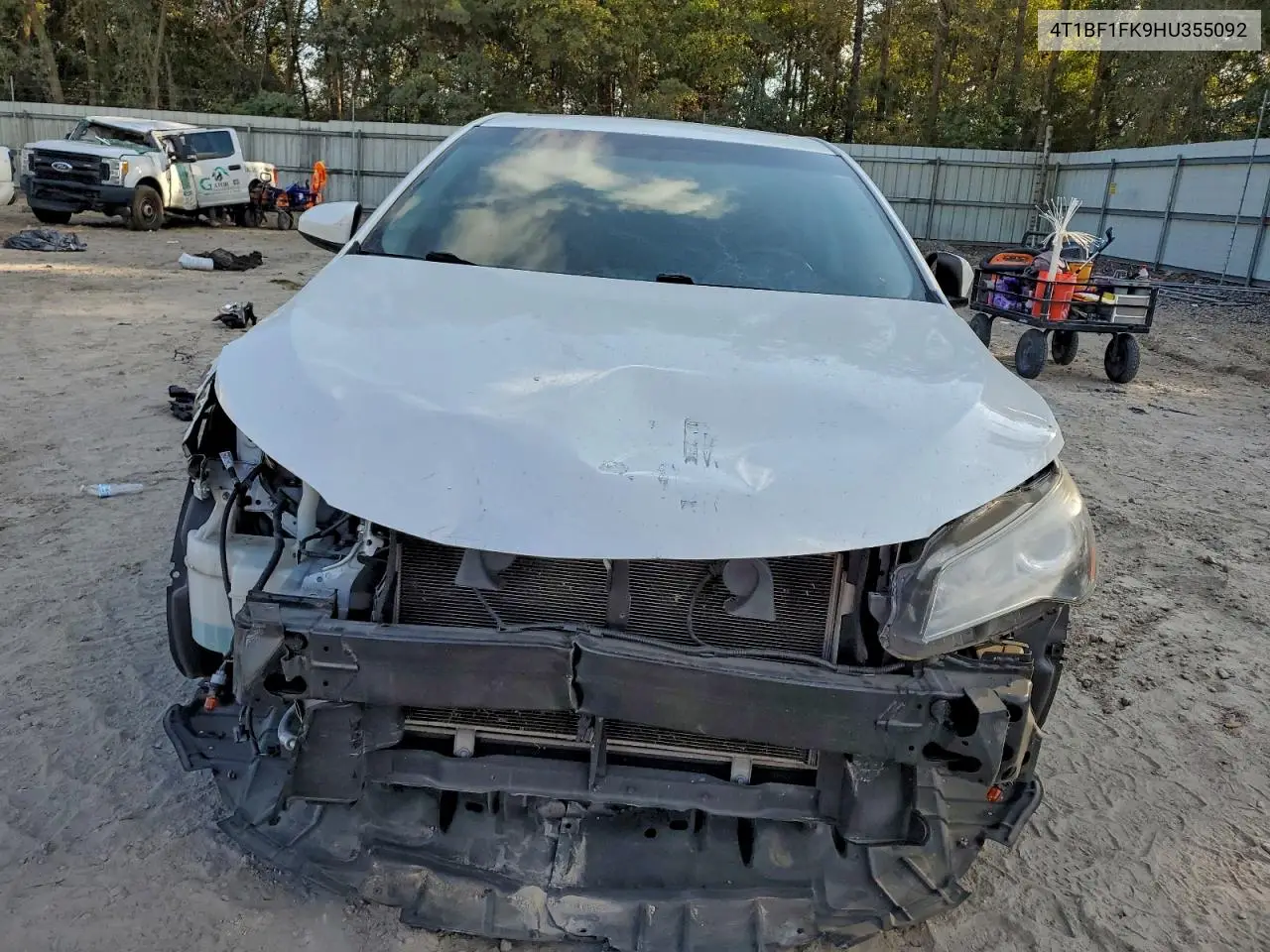 4T1BF1FK9HU355092 2017 Toyota Camry Le
