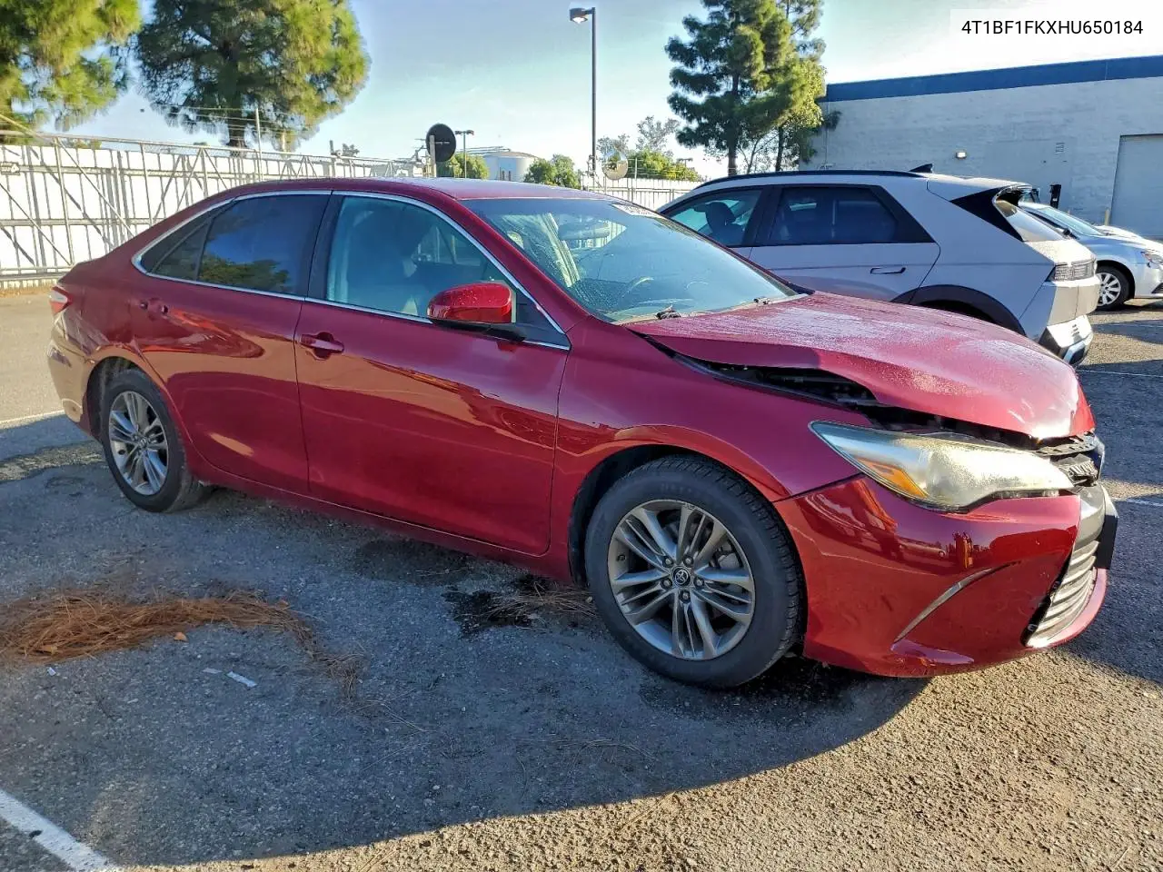 4T1BF1FKXHU650184 2017 Toyota Camry Le