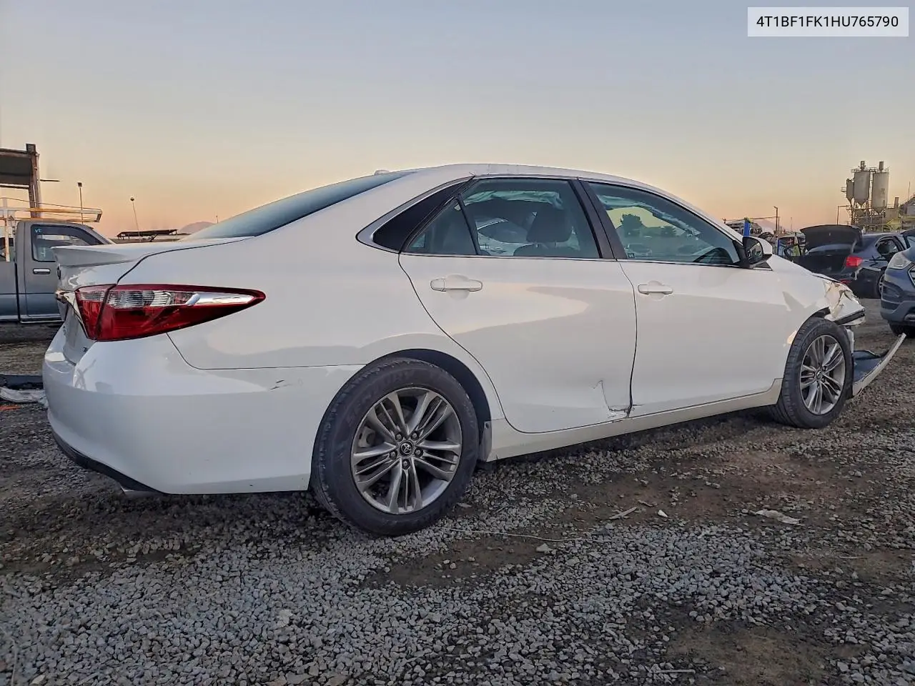 4T1BF1FK1HU765790 2017 Toyota Camry Le