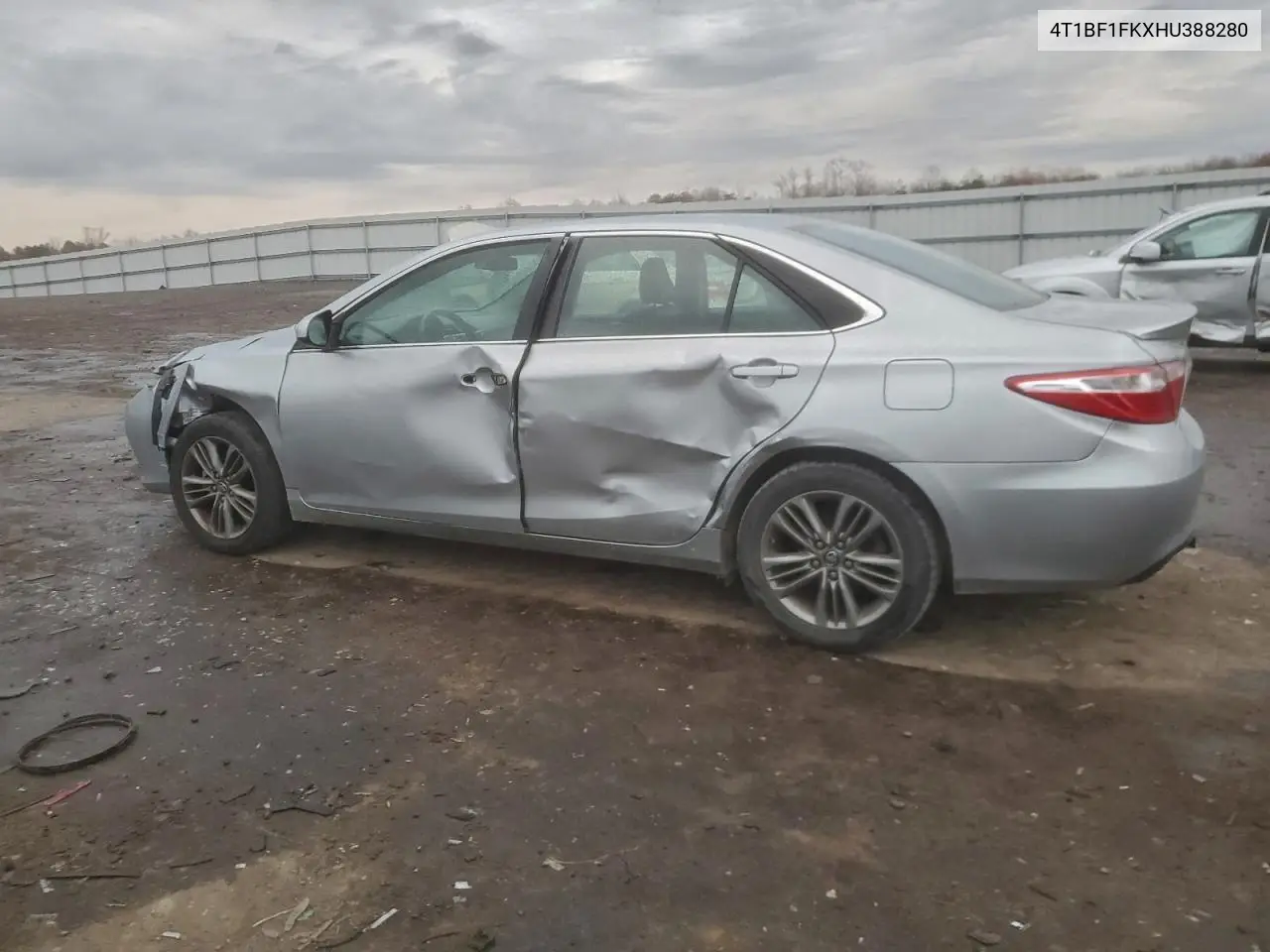 4T1BF1FKXHU388280 2017 Toyota Camry Le