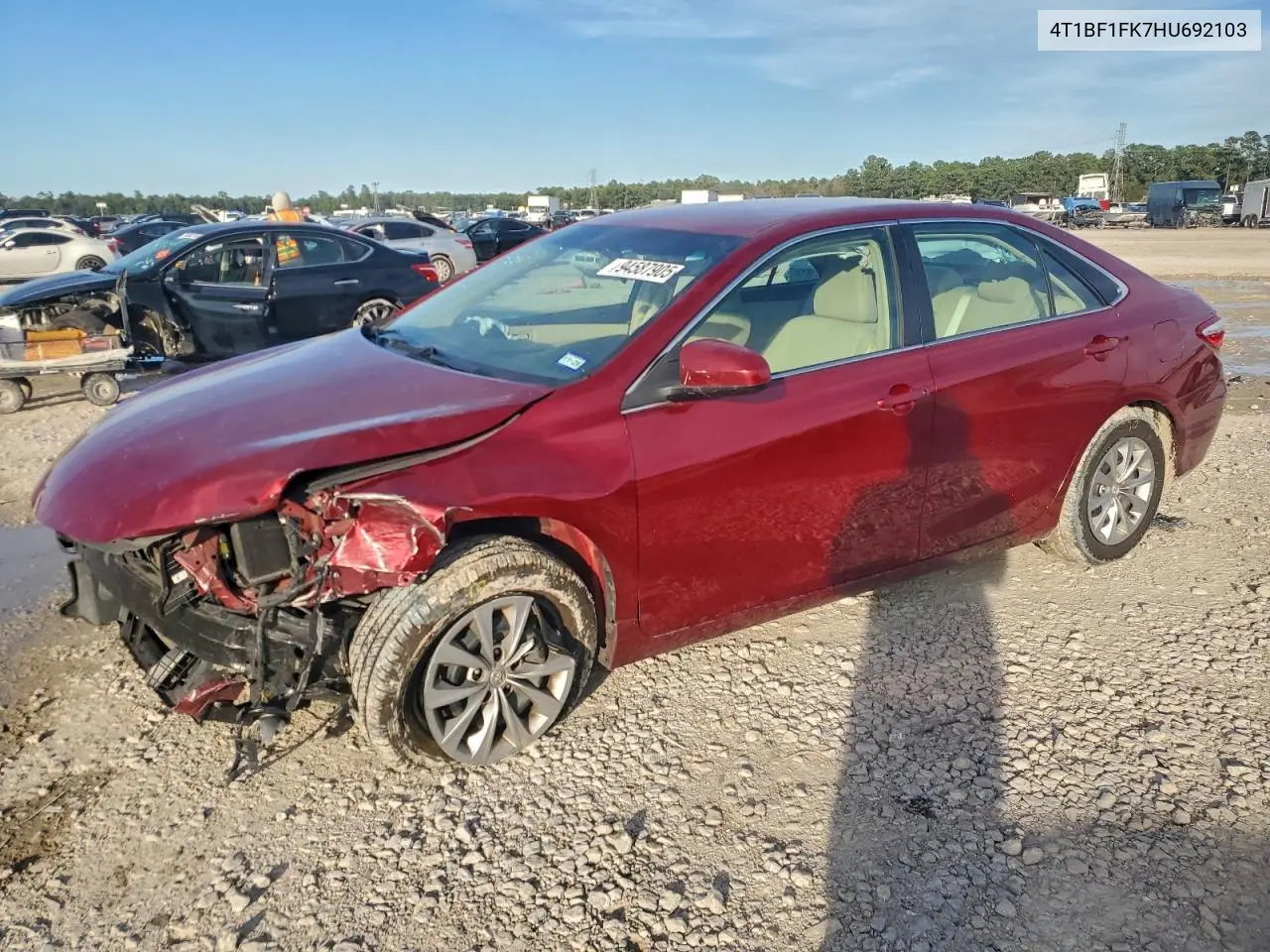 4T1BF1FK7HU692103 2017 Toyota Camry Le