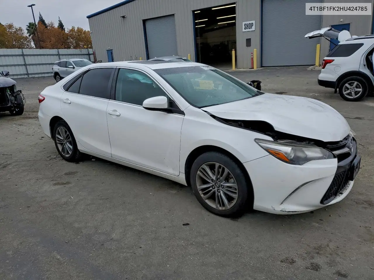 4T1BF1FK2HU424785 2017 Toyota Camry Le
