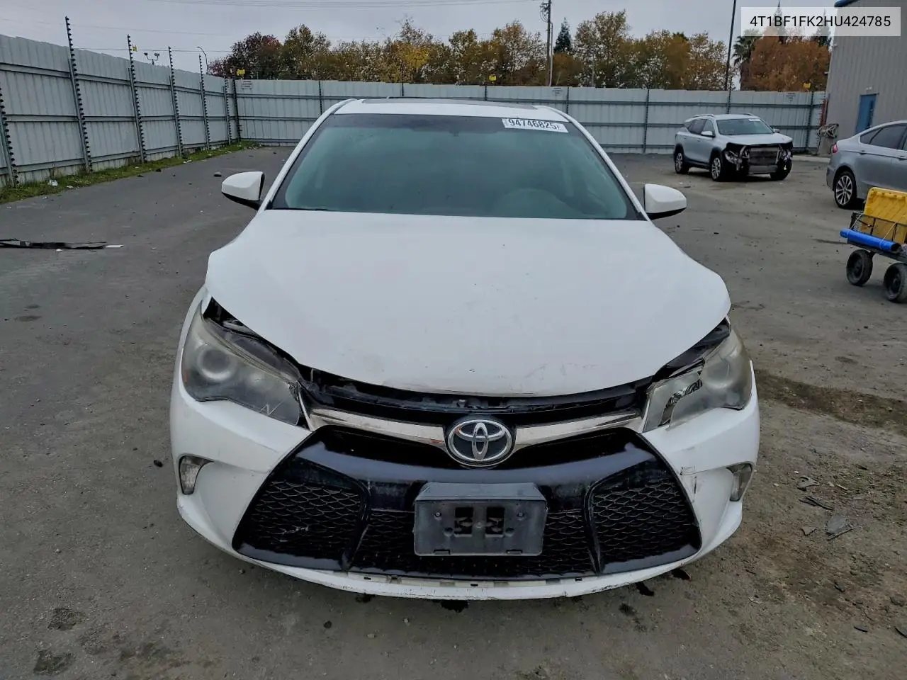 4T1BF1FK2HU424785 2017 Toyota Camry Le