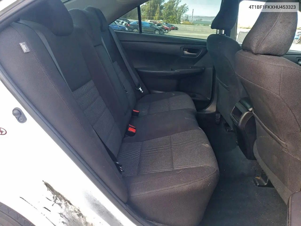 4T1BF1FKXHU453323 2017 Toyota Camry Le