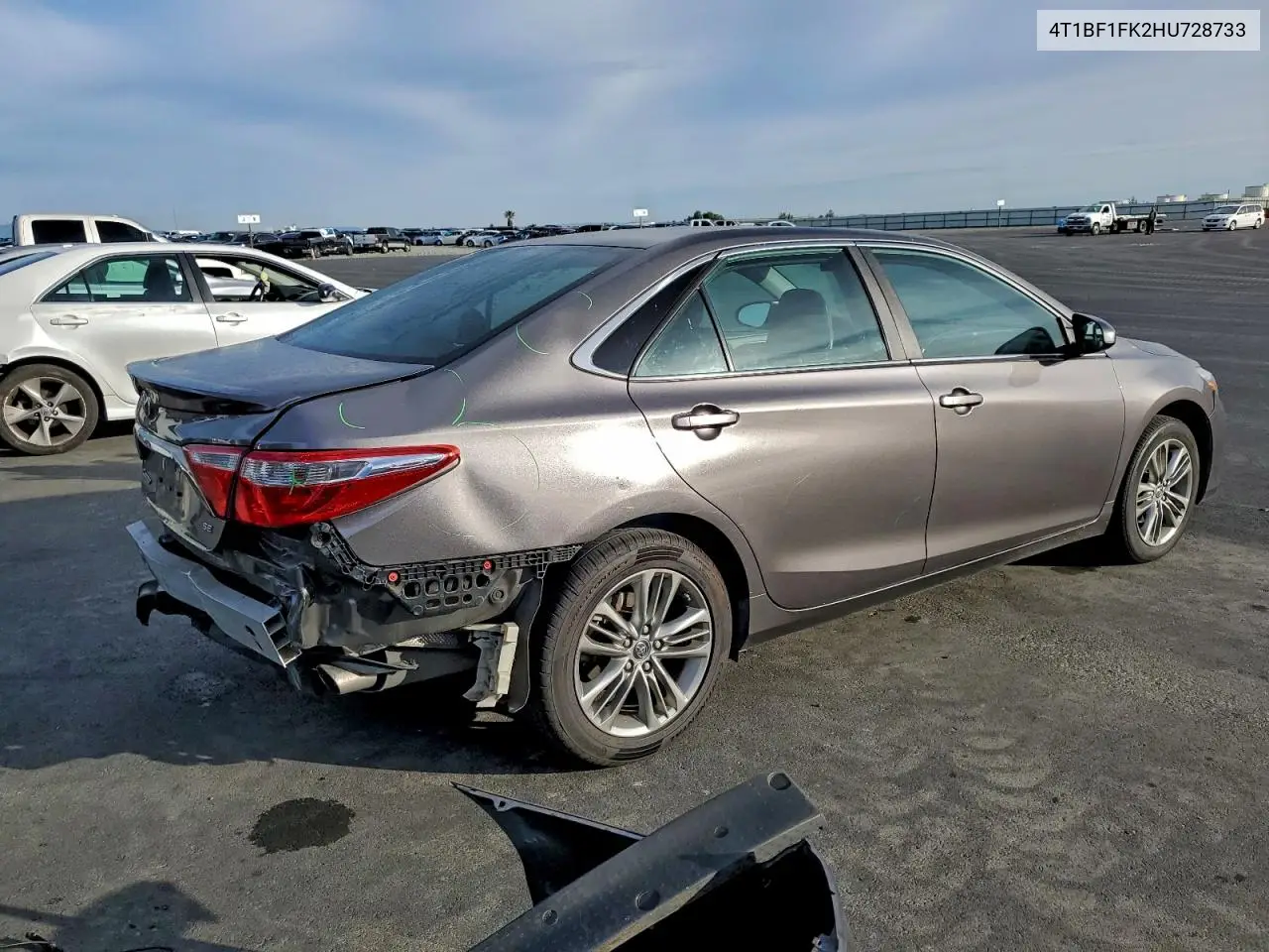 4T1BF1FK2HU728733 2017 Toyota Camry Le
