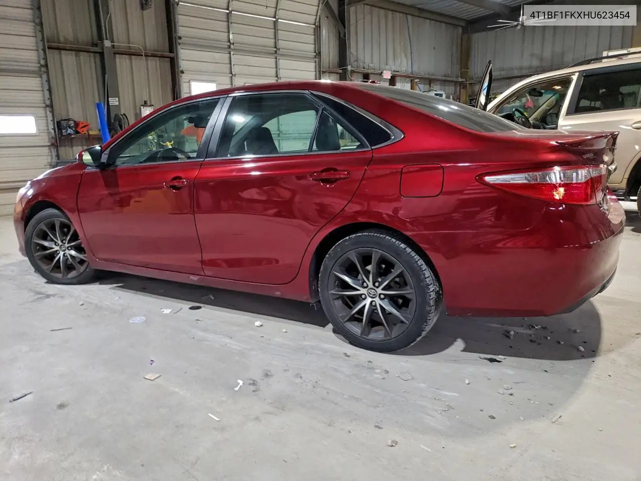 4T1BF1FKXHU623454 2017 Toyota Camry Le