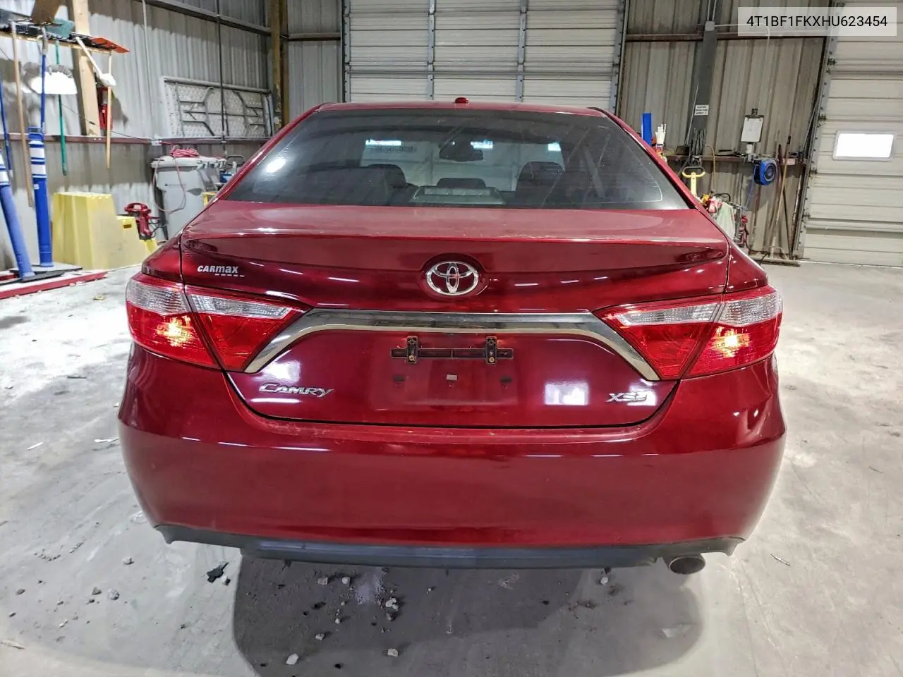 4T1BF1FKXHU623454 2017 Toyota Camry Le