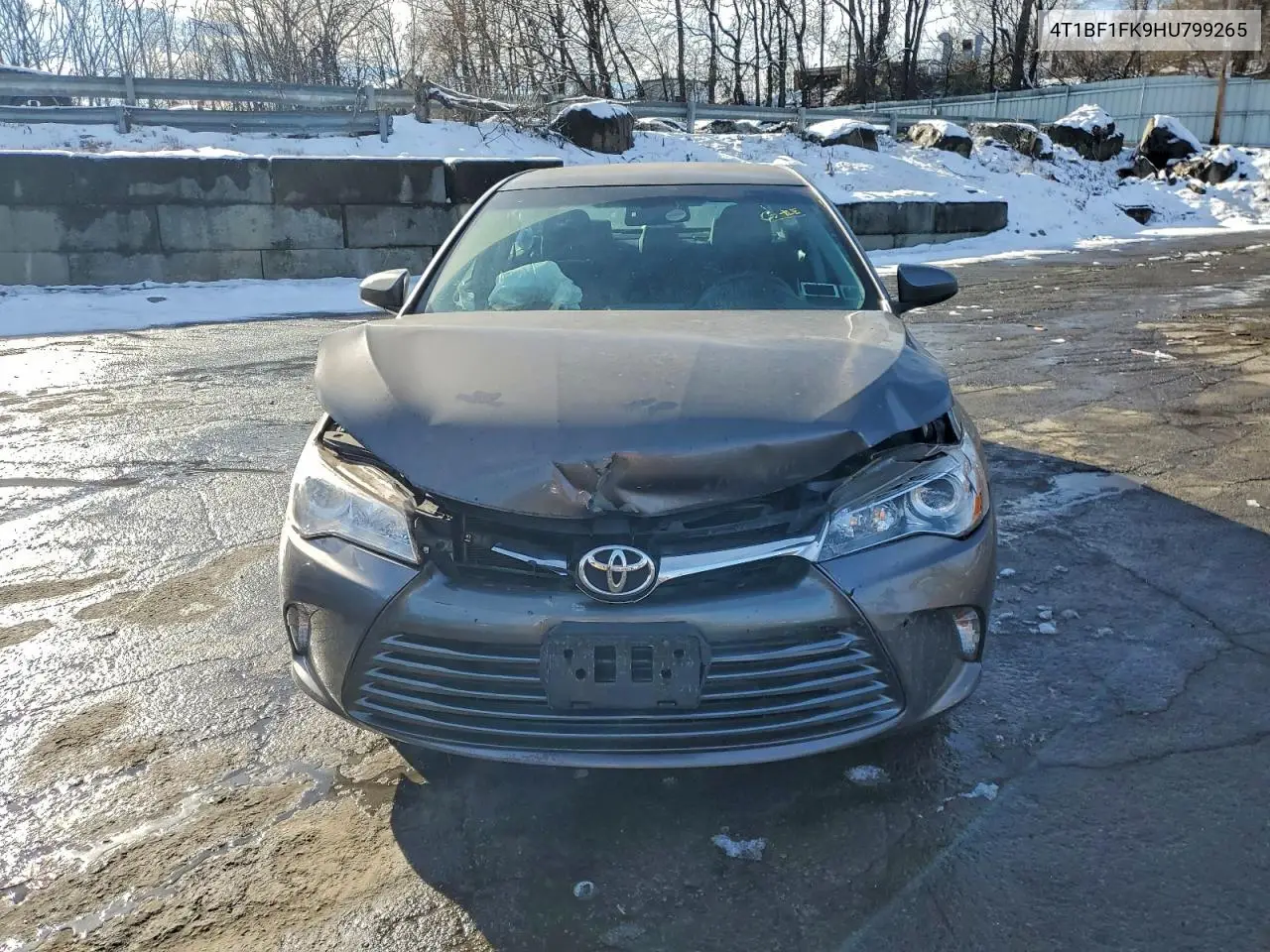 4T1BF1FK9HU799265 2017 Toyota Camry Le