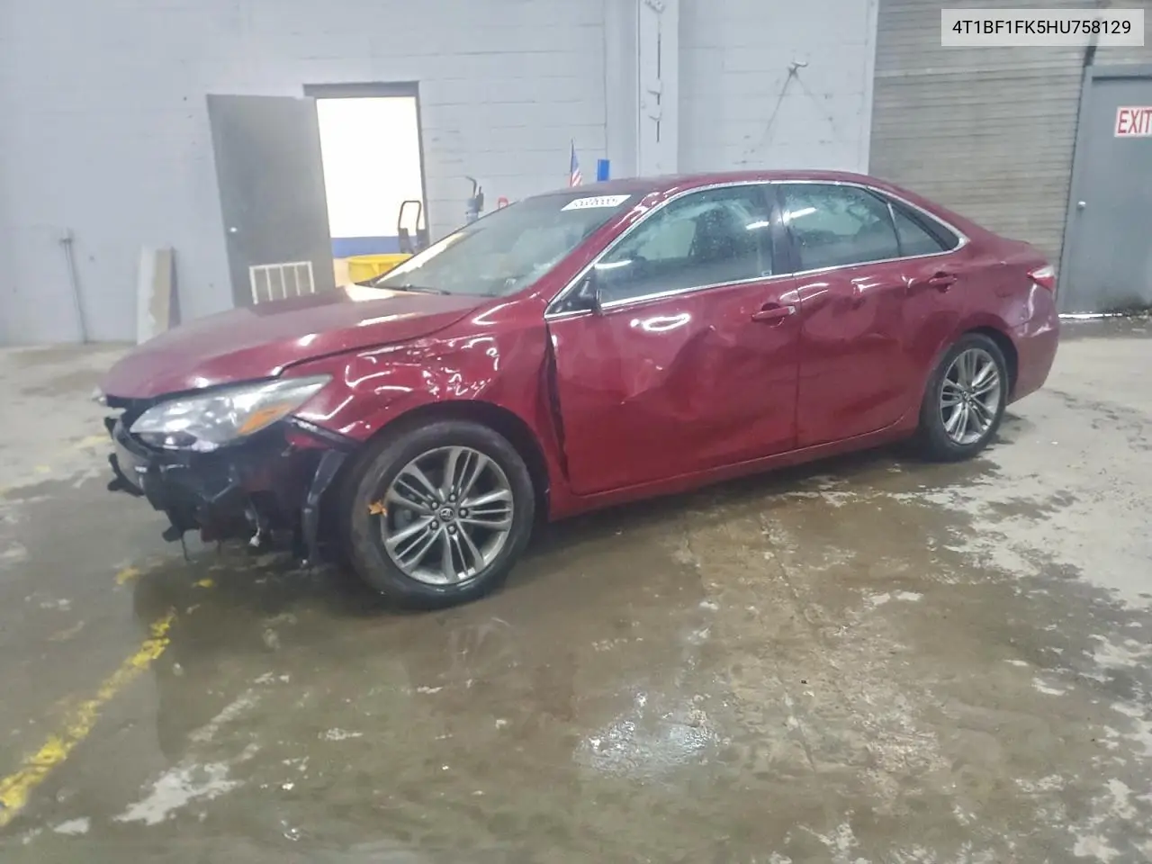 4T1BF1FK5HU758129 2017 Toyota Camry Le