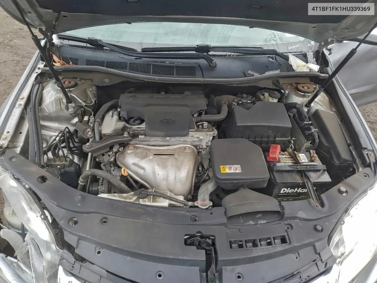 4T1BF1FK1HU339369 2017 Toyota Camry Le