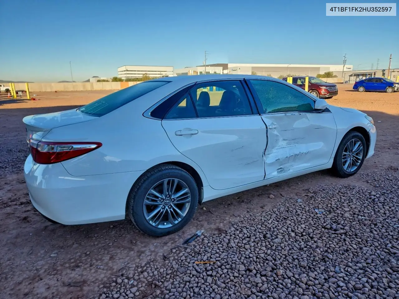 4T1BF1FK2HU352597 2017 Toyota Camry Le