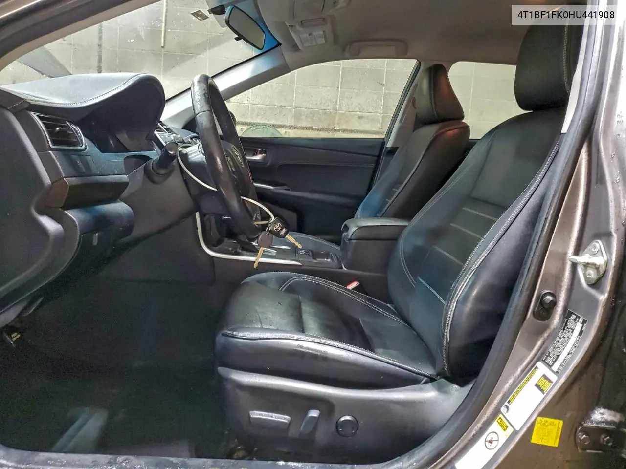 4T1BF1FK0HU441908 2017 Toyota Camry Le
