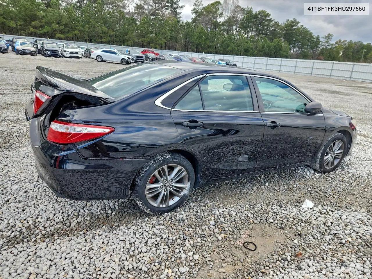 4T1BF1FK3HU297660 2017 Toyota Camry Le