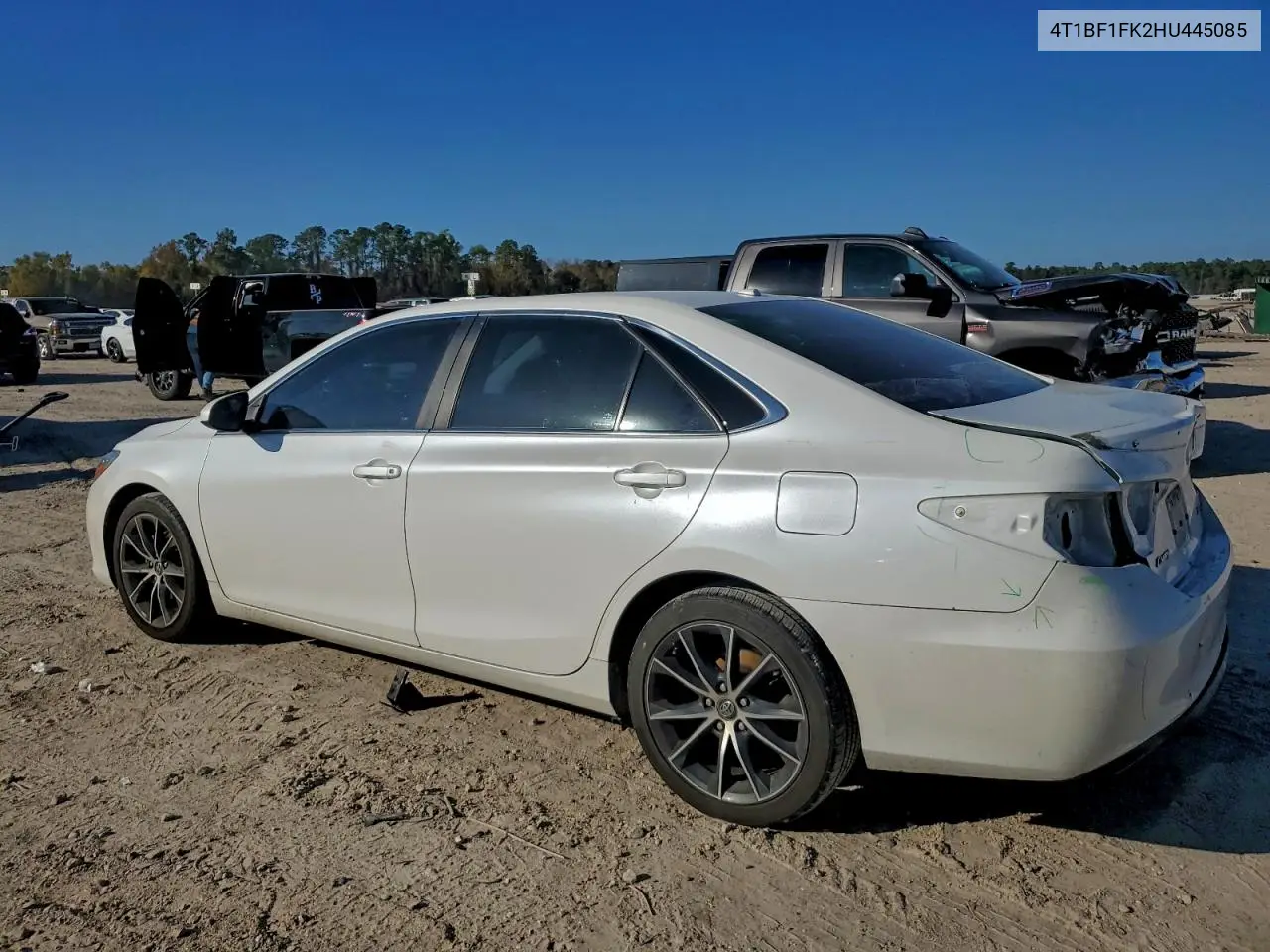 4T1BF1FK2HU445085 2017 Toyota Camry Le